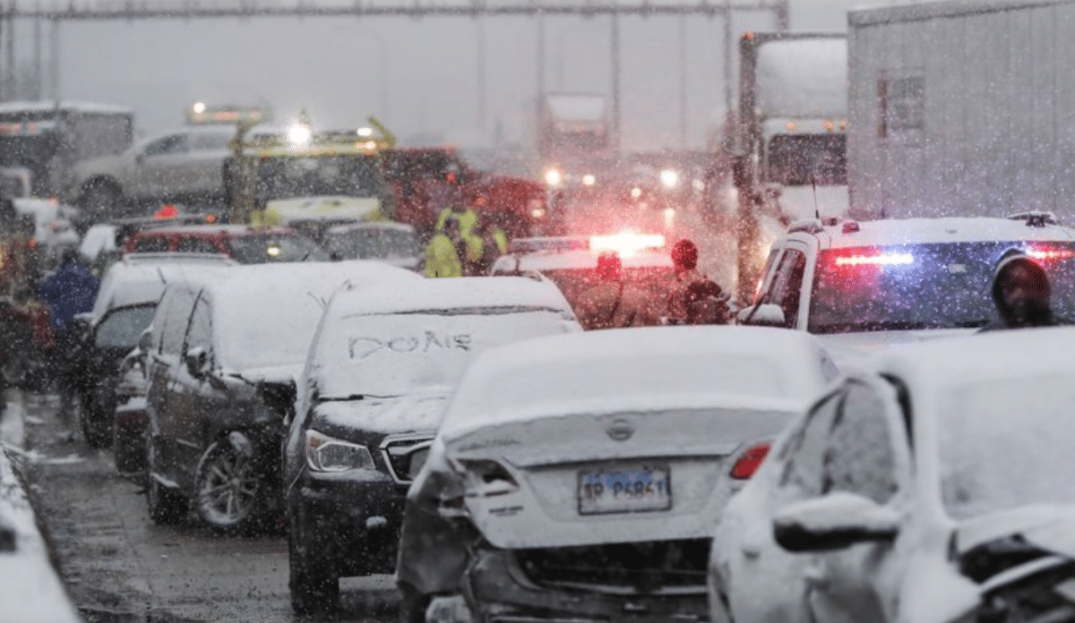 Massive 60-Vehicle Pileup on Kennedy Expressway Sends Dozens to ...